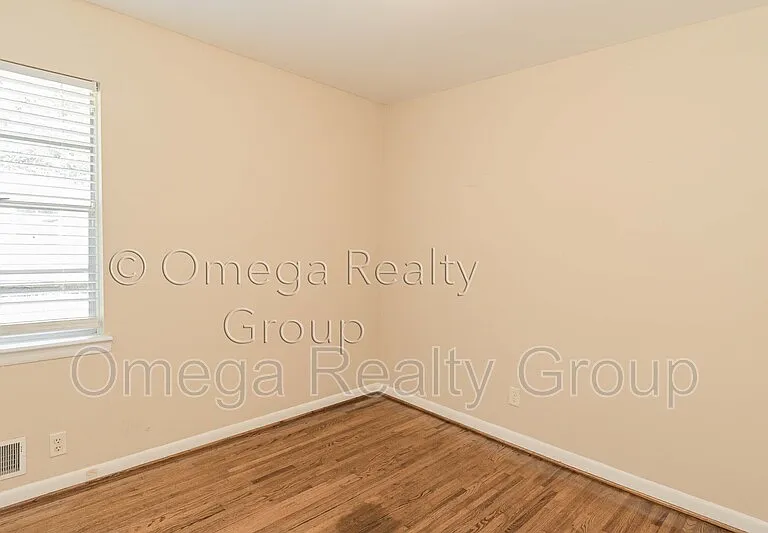 7716 Michael Cir — Photo 24