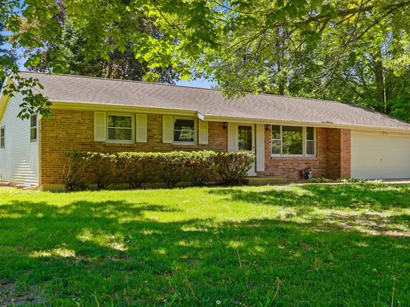 281 W Cartwright Ln, Oregon, IL 61061