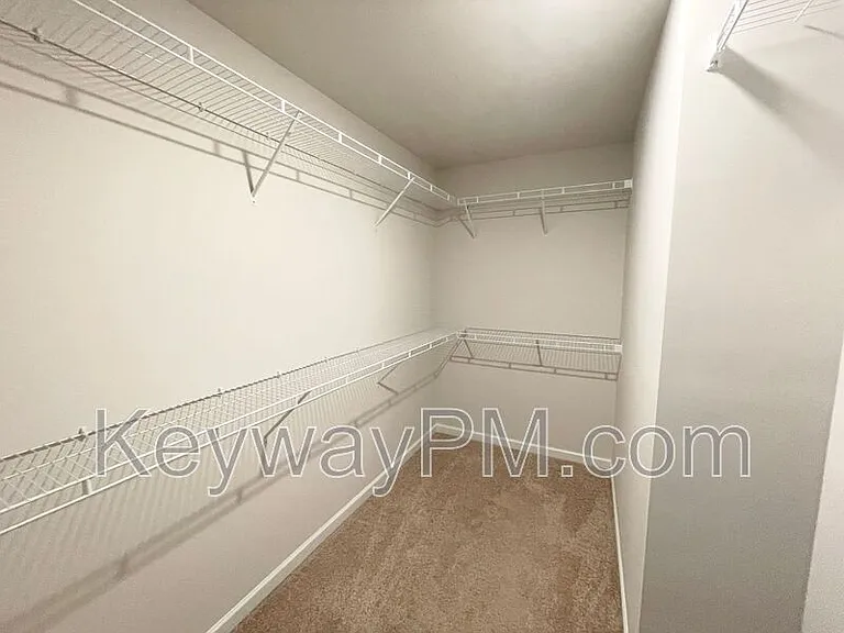 4136 Thimbleberry Dr — Photo 13