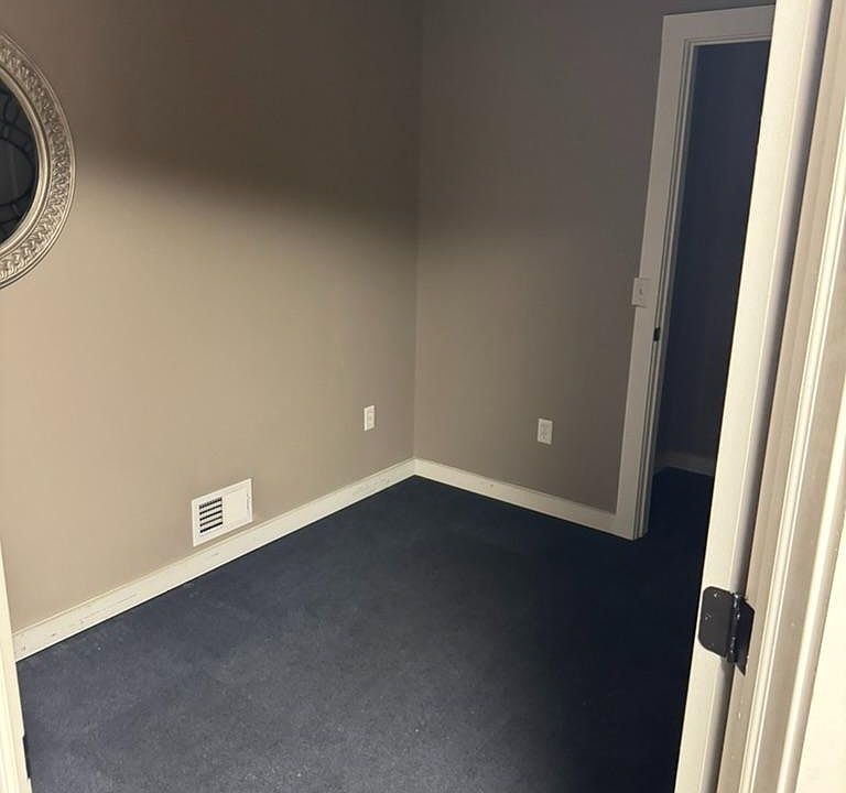 Unit Photo
