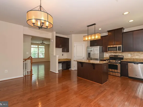 3707 Hansberry Ct NE, Washington, DC 20018