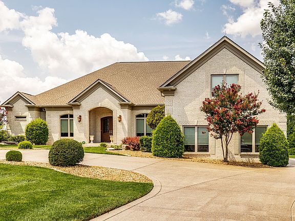 3rd image of 103 Tattnall Ct