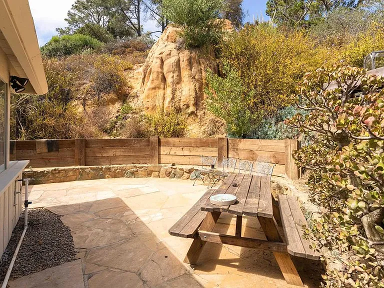 461 Hidden Pines Ln — Photo 35