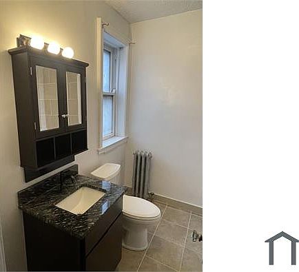 3rd image of 8106 S Eberhart Ave APT 2