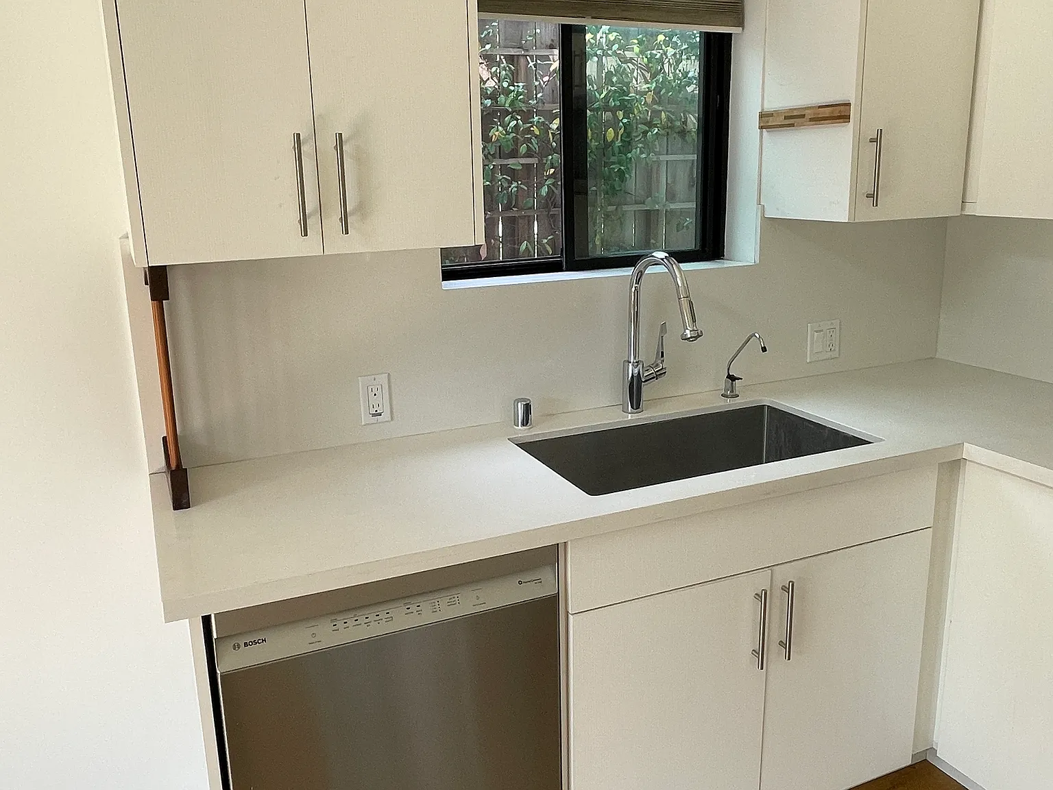 1 bed, 450 sqft, $2,750 — Photo 4