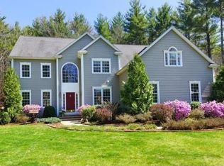 154 South St, Upton, MA 01568
