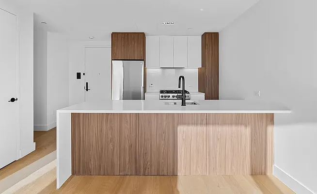 Rented by West 124th Manager LLC | media 102