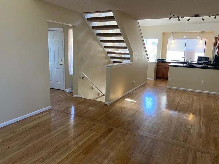 4120 Autumn Heights Dr #F — Photo 5