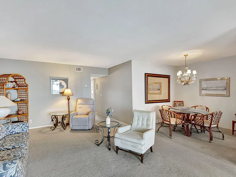 100 Shore Ct #304 — Photo 13