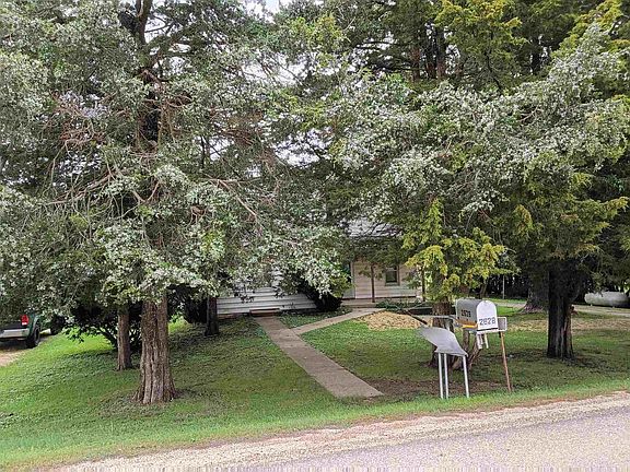 2nd image of 2628 W Florence Rd