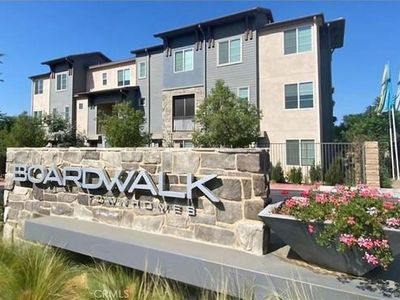 957 Savi Dr #103, Corona, CA, 92878