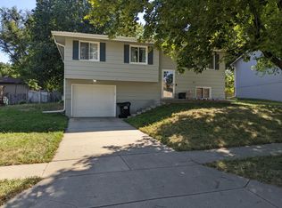 2111 W Mulberry St, Lincoln, NE 68522