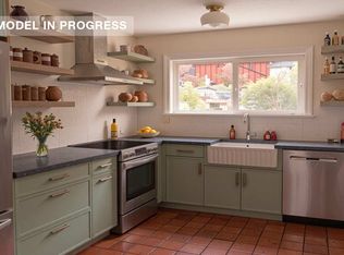 3446 34th Ave W, Seattle, WA 98199