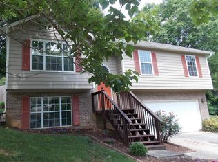 3917 Abercorn Rd, Knoxville, TN 37921