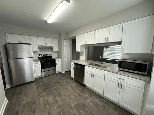 1033 Seasons Pkwy #1033, Norcross, GA 30093