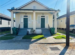 423 Chalmette St, Harvey, LA 70058