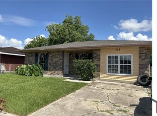 521 Dandelion Dr, Westwego, LA 70094