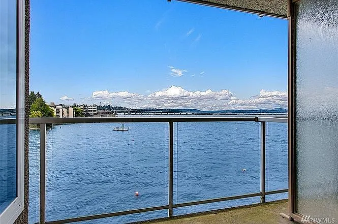 2 bed, 1.5 bath, 750 sqft, $3,200 — Photo 2