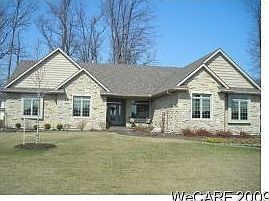 1st image of 3033 Lakeshore Dr