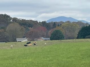 Hidden Valley Rd, Hiawassee, GA 30546