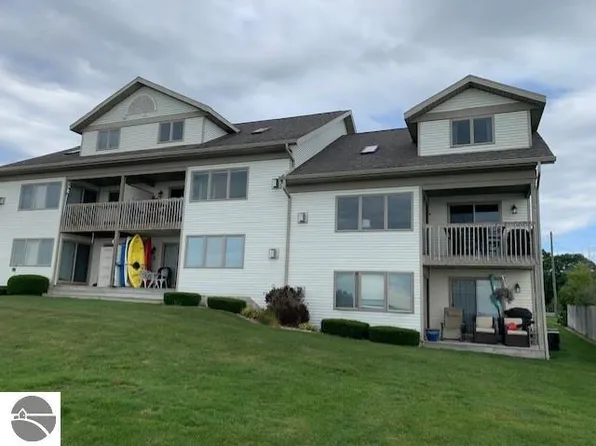 637 W Lake St Unit 6, Tawas City, MI 48763