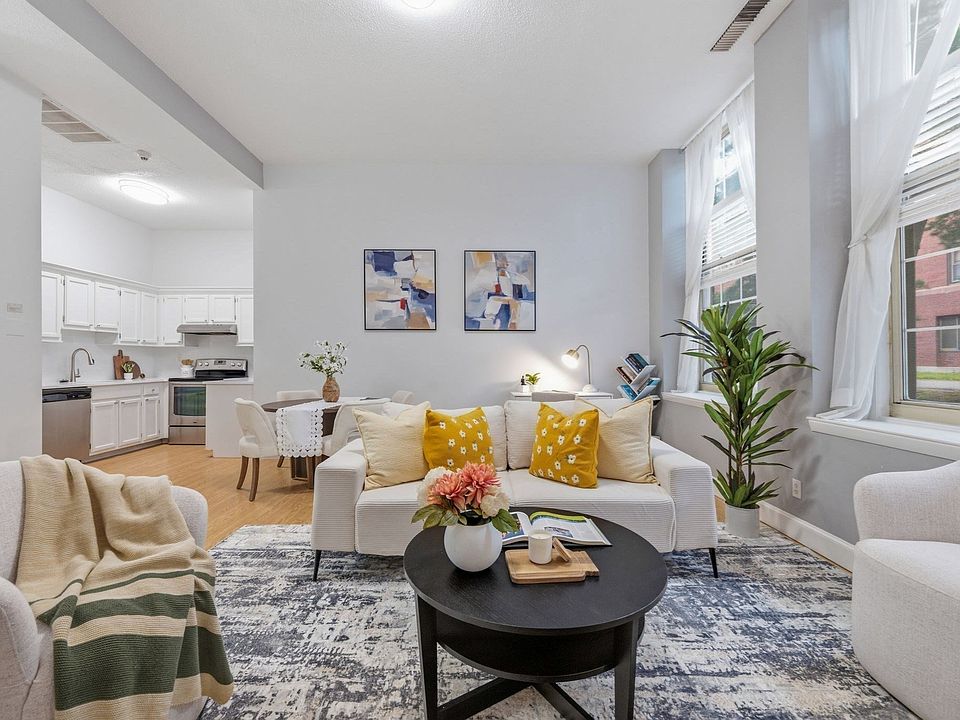 1st image of 48 Forest St APT 104