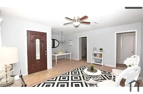 2217 Basket St Photo 1