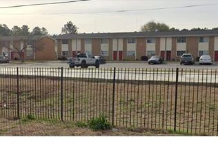 1602 McNeil St, Dillon, SC 29536