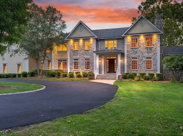 47 Meadow Rd, Whitehouse Station, NJ 08889