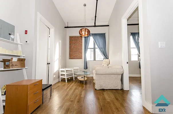 Rented by EXR | media 1