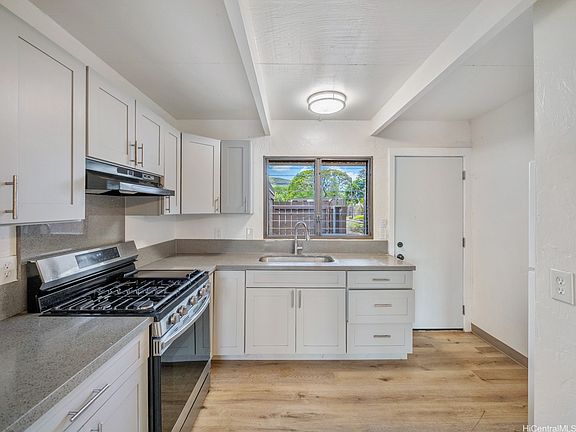 4th image of 87-186 Helelua St APT 2