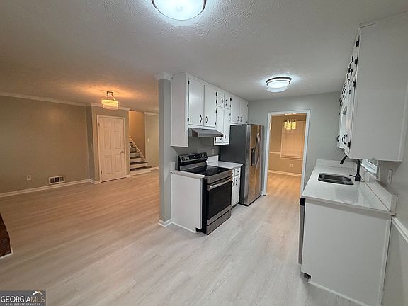 5th image of 4908 Cherokee Way SE