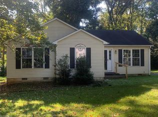 5205 Harvey Rd, Jamestown, NC 27282