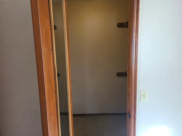 2821 Pheasant Run — Photo 7