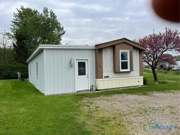 104 Jackson St, Delta, OH 43515