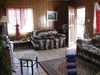 3rd image of 2537 Reo Dr