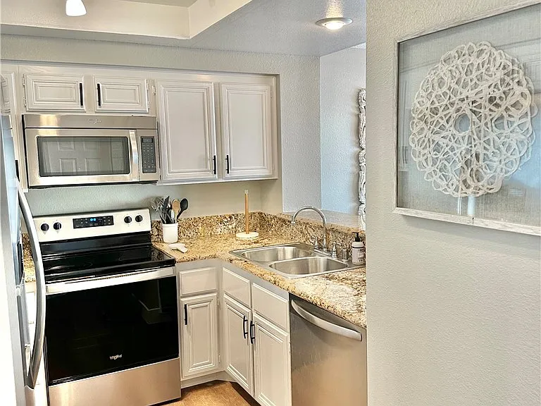 2716 Lodestone Dr — Photo 36