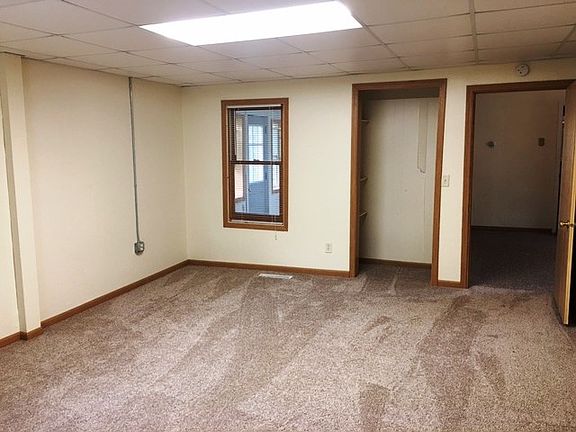 4th image of 702 13th Avenue E #2