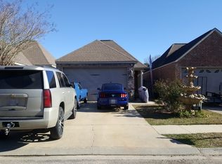 7565 Crepe Myrtle Ln, Denham Springs, LA 70706