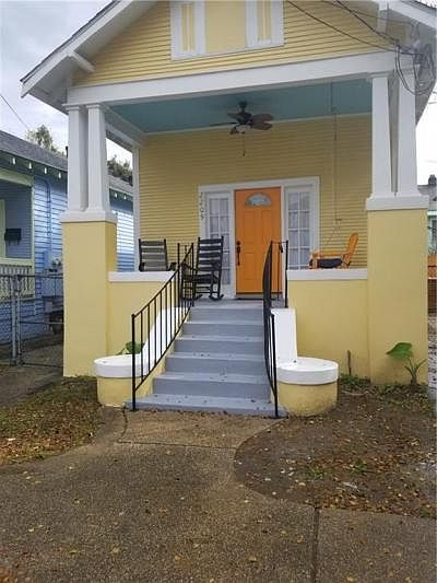 1st image of 2209 Dante St