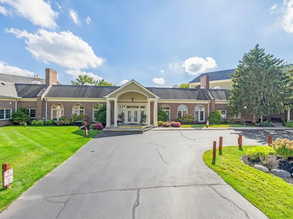 7601 Newport Bay Dr Unit 205, Indianapolis, IN 46240