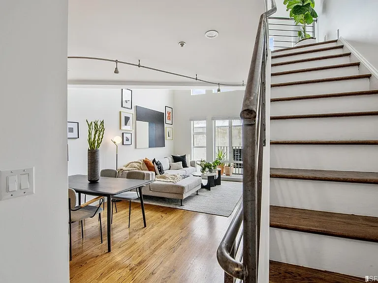 303 Langton St #2 — Photo 7