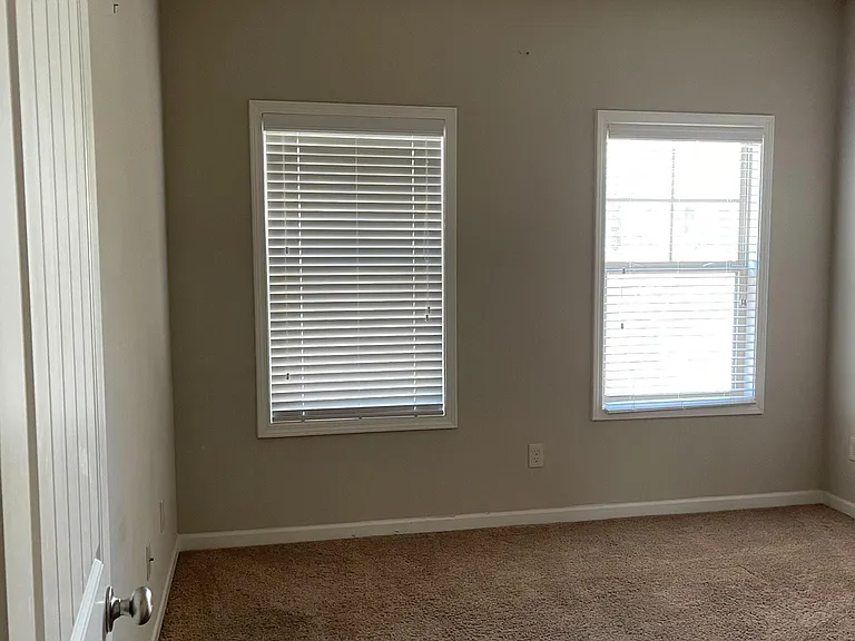 5313 Catrina Way — Photo 13