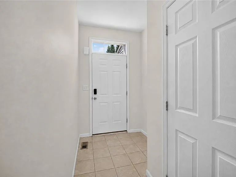 5127 Dogwood Trl — Photo 4