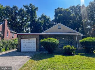 5930 Avonhoe Rd, Philadelphia, PA 19138