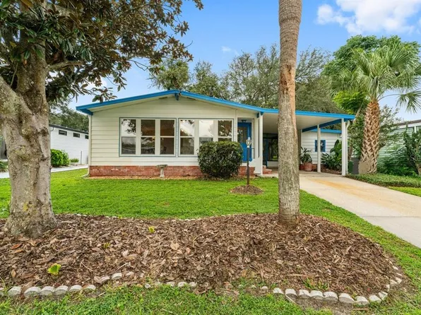910 Orchid St, Lady Lake, FL 32159