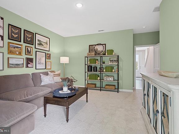 3rd image of 46 Basswood St #601
