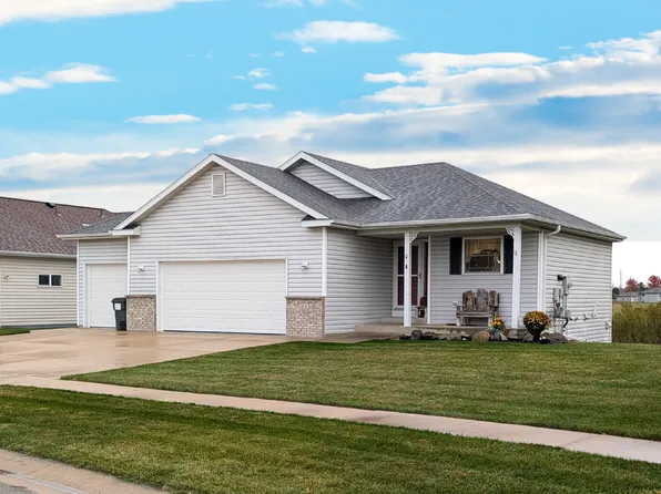 814 19th St NE, Kasson, MN 55944