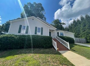 6101 Sweden Dr, Raleigh, NC 27612