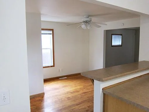 113 N 1st St — Photo 5